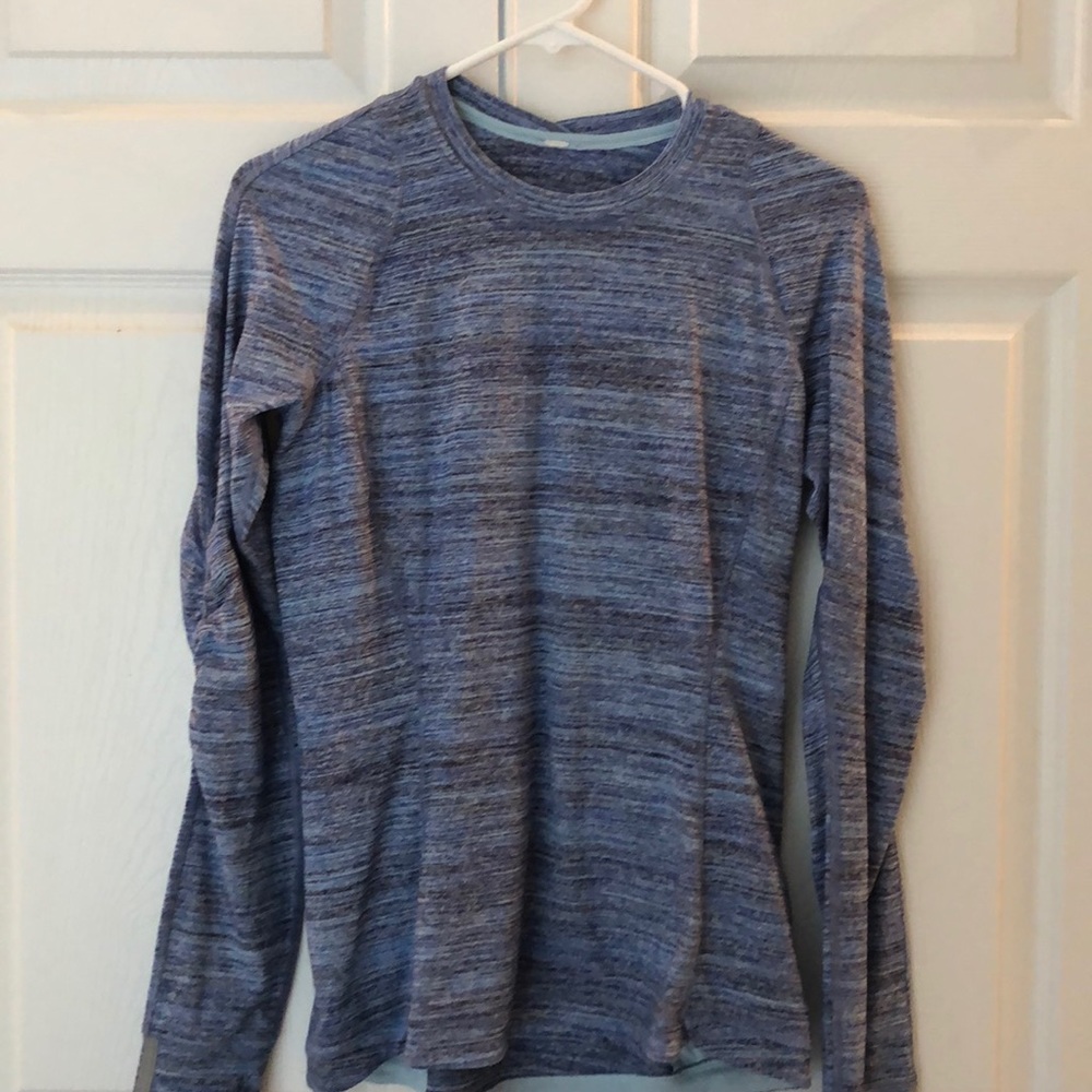 Lululemon athletic long sleeved shirt